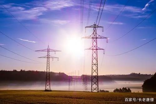  高壓線沒(méi)有外絕緣護(hù)套，下雨天能防漏電嗎？
